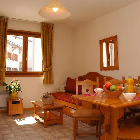 La Combe Appartement *