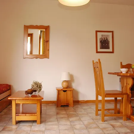 La Combe Appartement *
