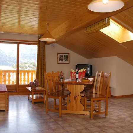 Apartment La Combe